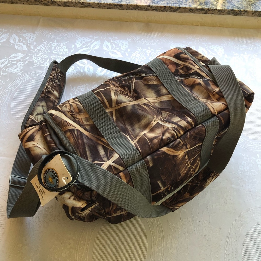 Banded Hammer Floating Blind Olive Green/Tan Camo Duffle Bag Straps NWT Hunting